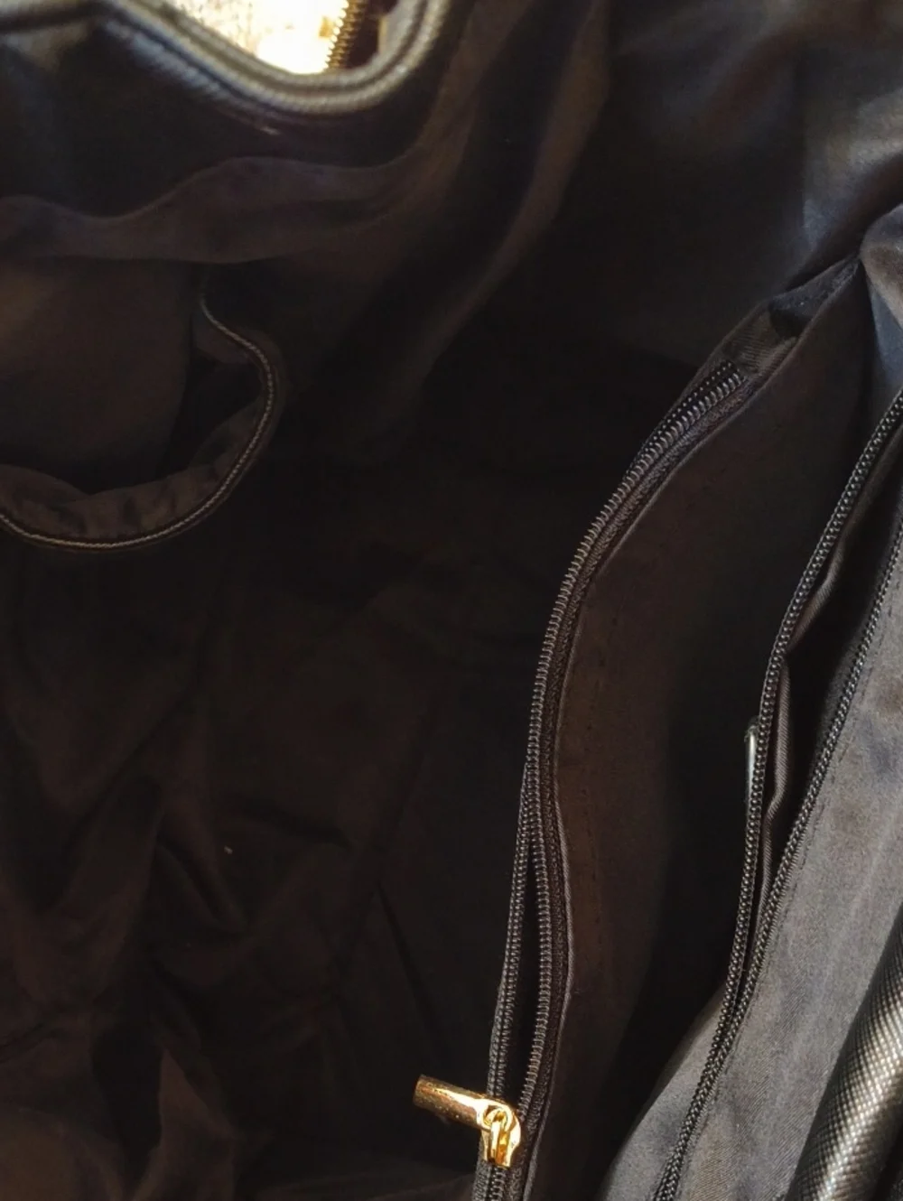 Women's Wink Kangaroo 🦘 Black Gold Backpack 🎒 Bag Purse